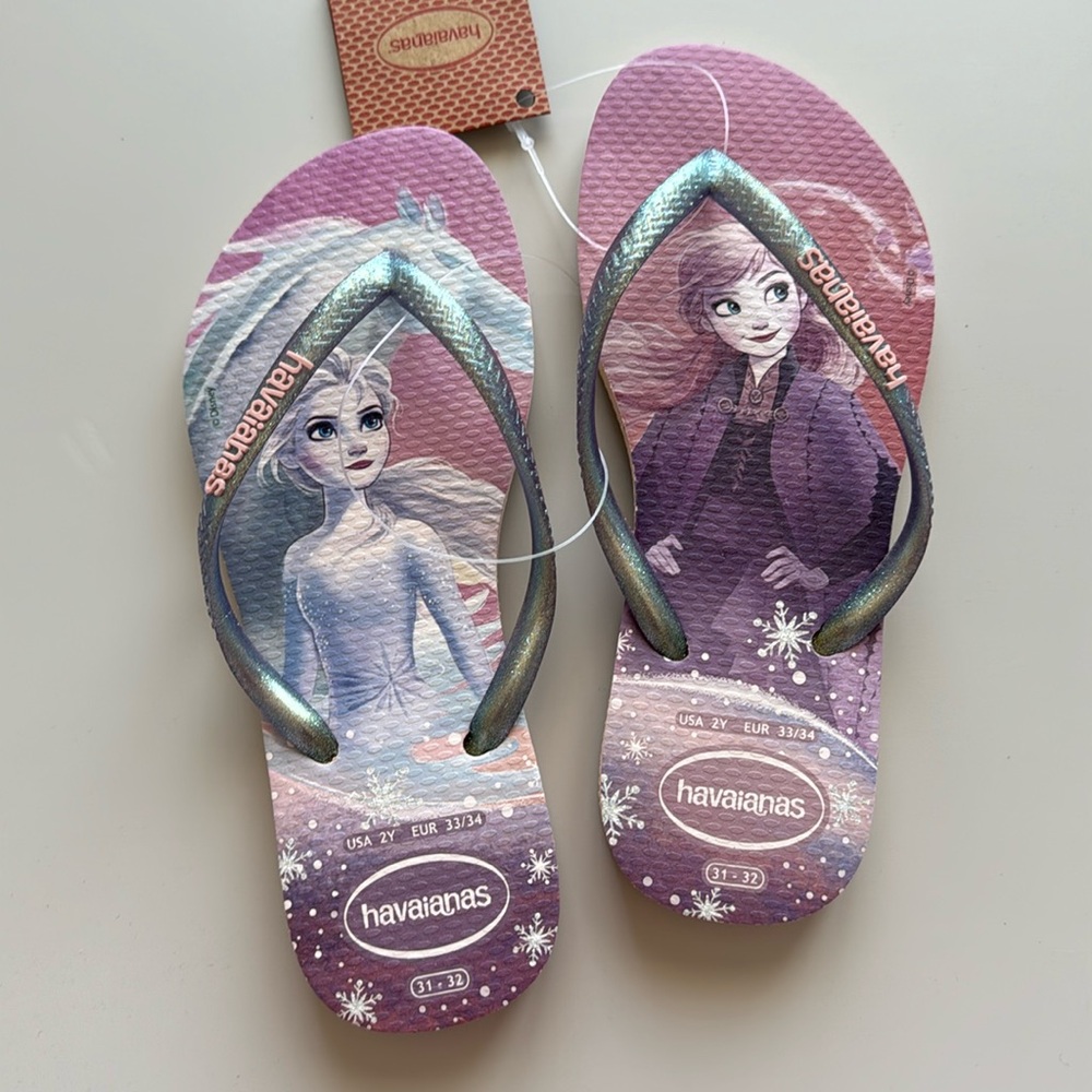 NWT Havaianas Frozen